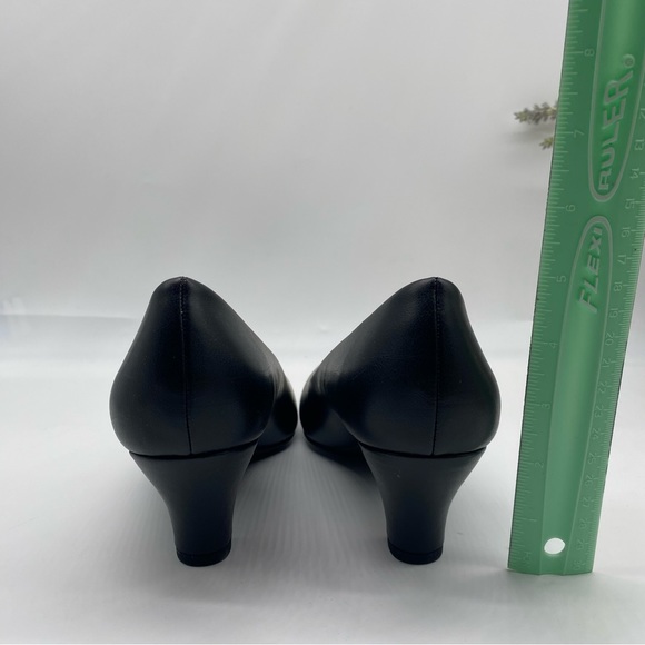 Easy Street women’s fabulous black faux leather super flex heels size 9M NEW - Picture 4 of 5